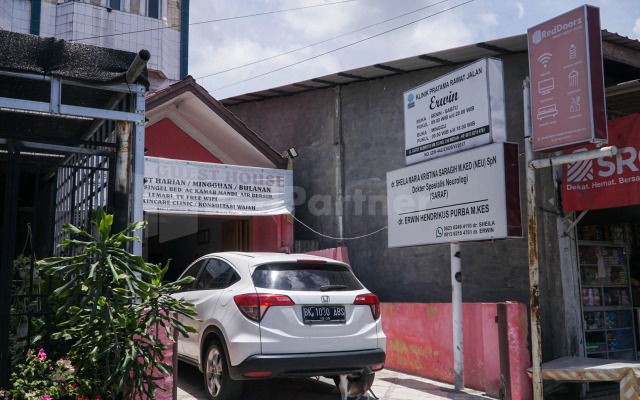 Edbert Guesthouse RedPartner