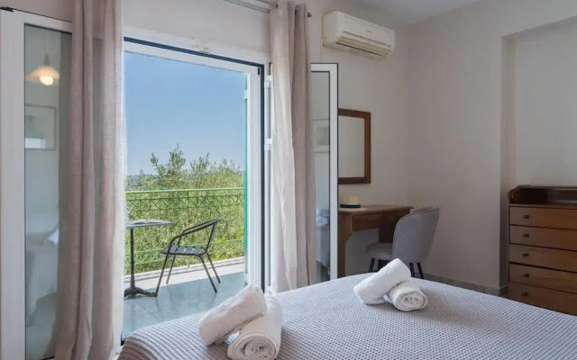 Captain's Apartments in Olive Grove