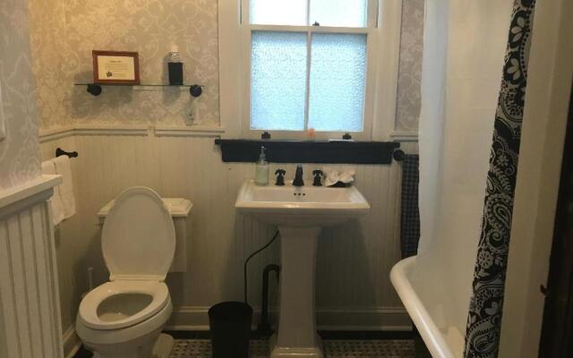 Beauclaires Bed & Breakfast Inn