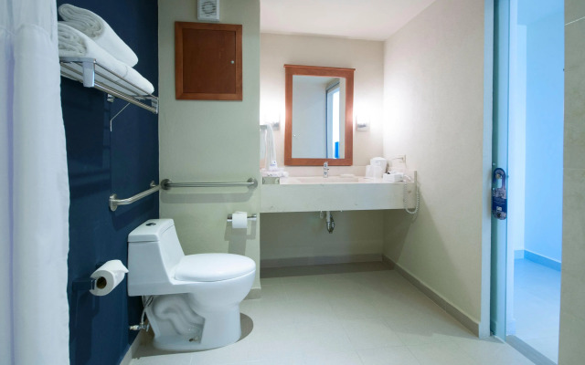 Holiday Inn Express Cabo San Lucas by IHG