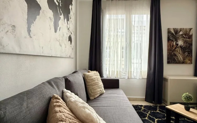 Peaceful 2 minutes European Parliament