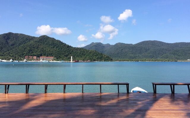 Bhuvarin Resort