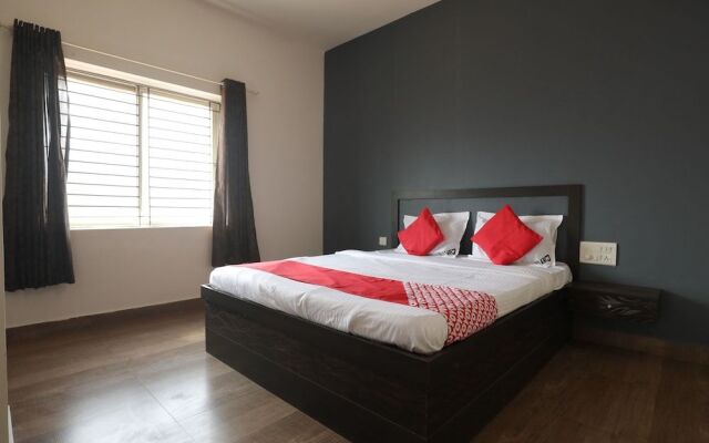 OYO 24602 City Residence
