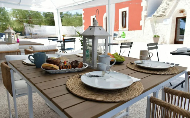 Lamarossa Trulli & Suites