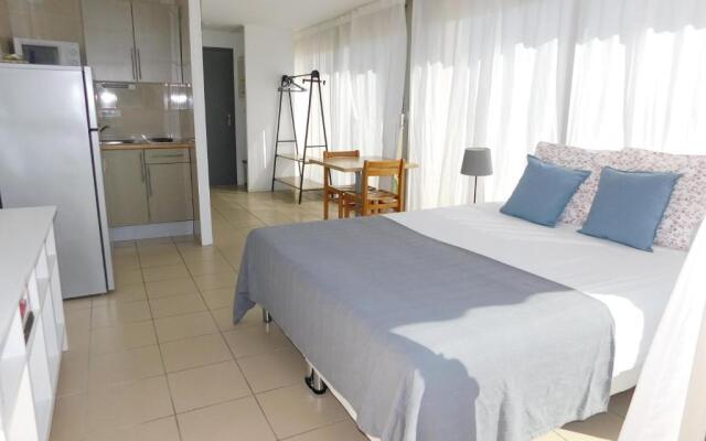 studio 38 climatisé balcon vue mer