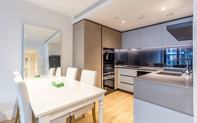 Stylish 2 Bed Flats Near US Embassy