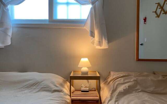 Park Youth Hostel & Guesthouse