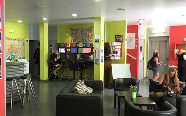 HelloBCN Hostel