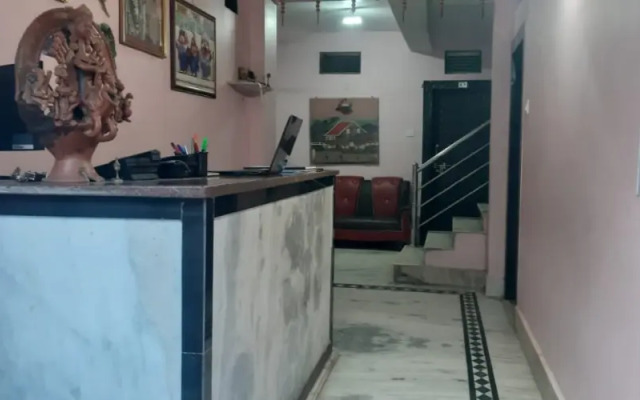 Goroomgo Shree Bhumi puri