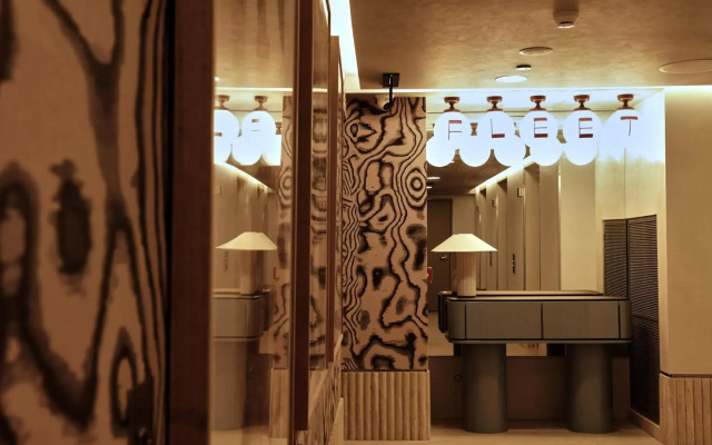 Vibe Hotel Melbourne