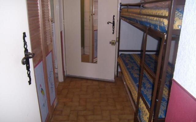 Studio Saintes-Maries-de-la-Mer, 1 pièce, 4 personnes - FR-1-475-51