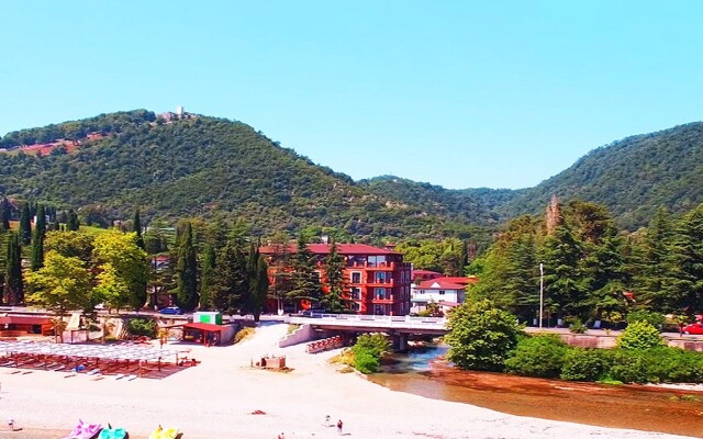 Afon Resort Hotel
