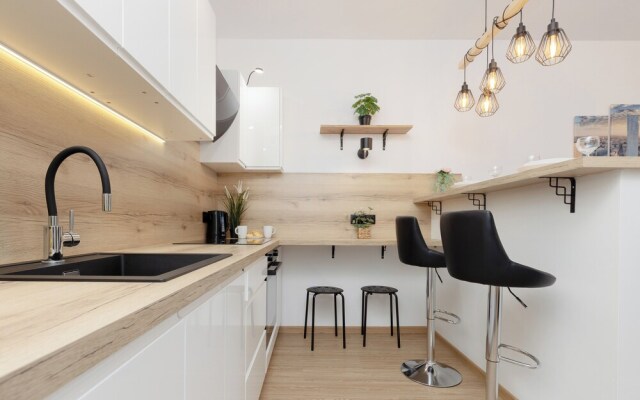 Cozy Oczapowskiego by Renters