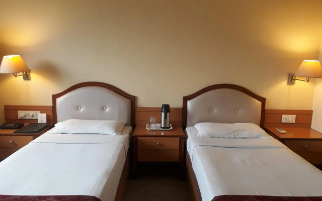 Hotel The Samrat