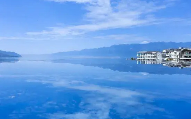 Dali Guqinhai Sea Viewing Inn