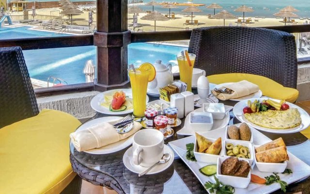Braira AL Azizya Hotel & Resort