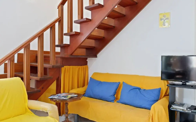 Beautiful Holiday Home in Forio With Roofed Terrace