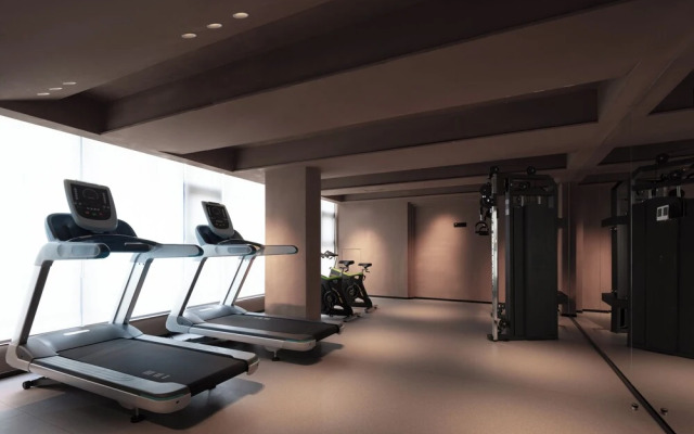 Cnhol Radient Hotel
