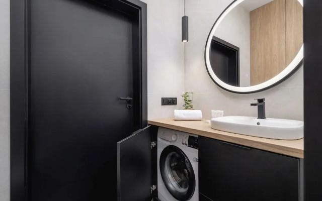 Modern Apartment by Renters