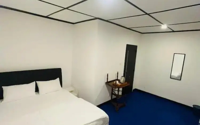 The Crowns Lodge