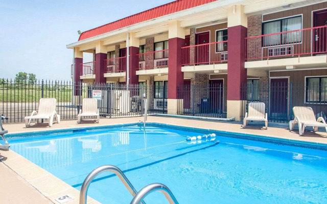 Econo Lodge Kearney - Liberty