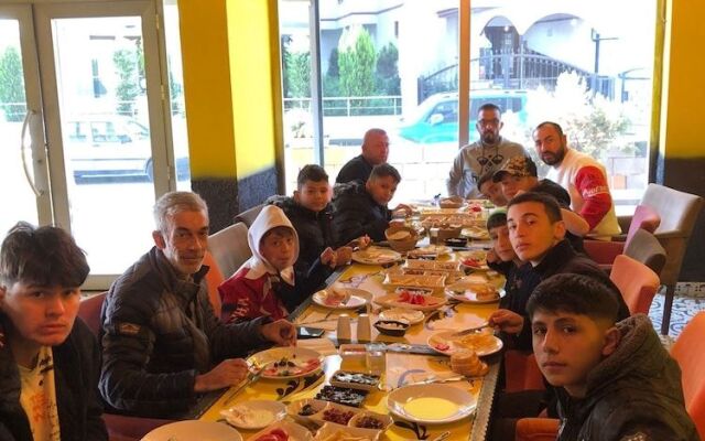 Çeti̇n Rezi̇dans Otel