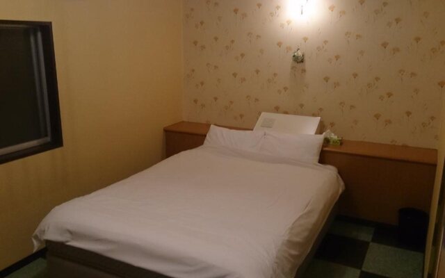 Okayama Guesthouse MOKO - Hostel