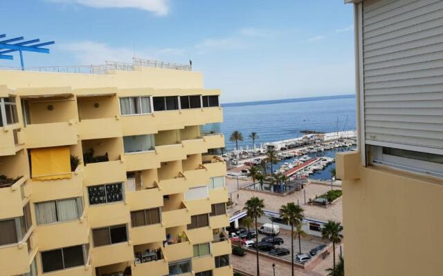 Marbella 2000 Elegant Apartment