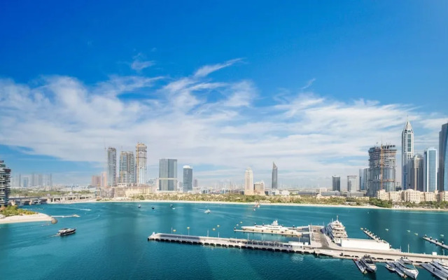 LUX The Palace Beach Suite