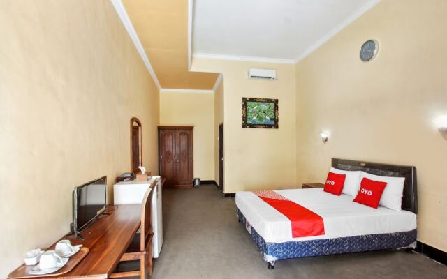 Capital O 93391 Golden Manggis Hotel Near SMKN 1 Lingsar