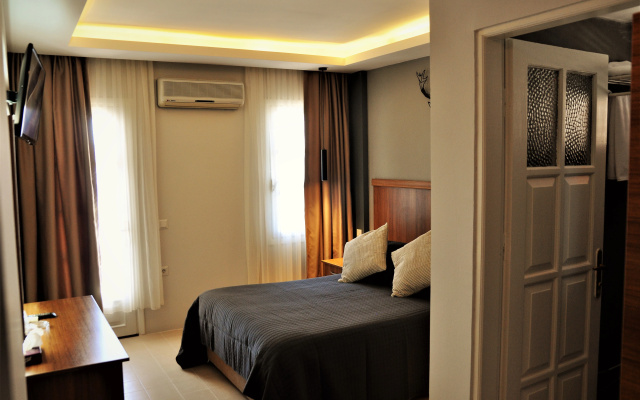 Aqua Princess Hotel