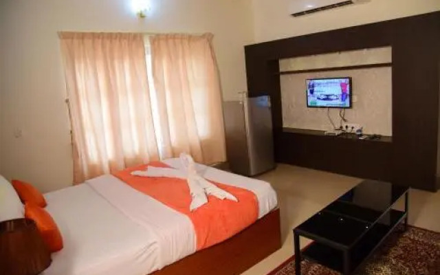 Aramana Holiday Inn