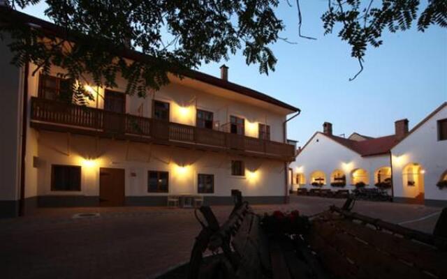 Rgi Posta tterem s Fogad