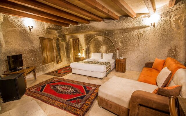 Elegance Cave Suites