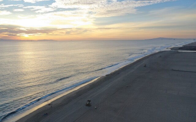 6302 W. Ocean Front (68447)