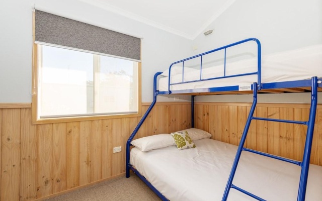 Holiday Haven Lake Tabourie – Guest Rooms – Lake Tabourie