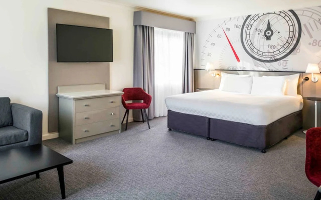 Mercure Dartford Brands Hatch Hotel  Spa