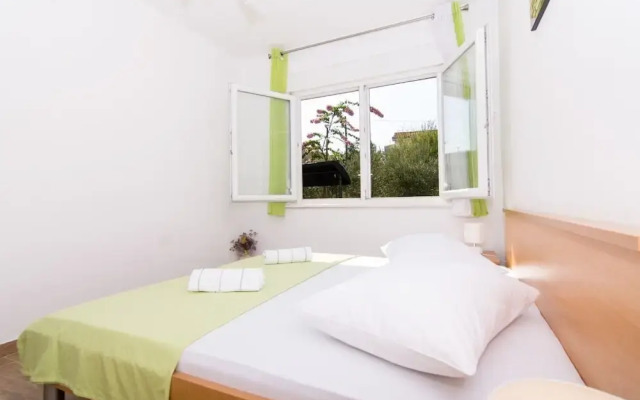 Ivica - Garden Terrace - A2