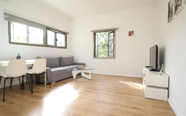 Peaceful 1BD Apartment at Gordon street