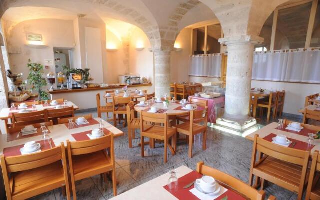 Hotellerie Saint Yves