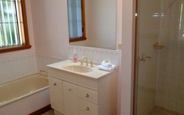 Freycinet Villa 1