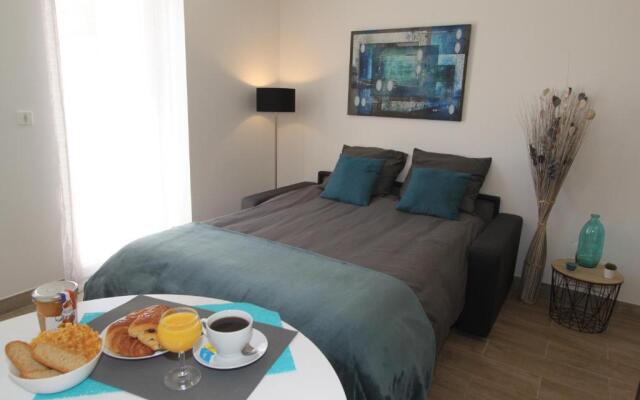 Le First by EasyEscale