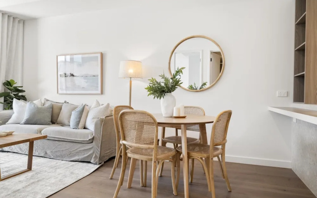 Trendy 1-bed Retreat in Fremantle With Rooftop – Guest Rooms – Perth