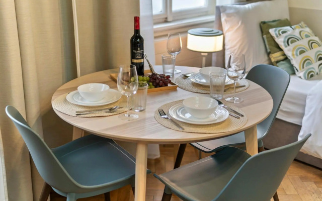 APTs in OLD TOWN PRAGUE by Michal&Friends