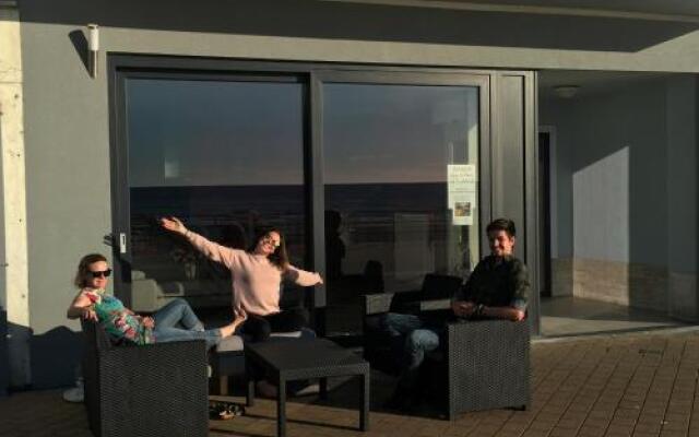 Zeedijk Westende 8p App