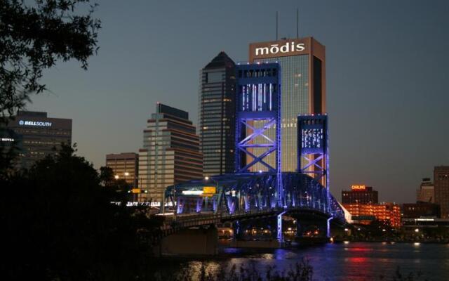 Wyndham Jacksonville Riverwalk