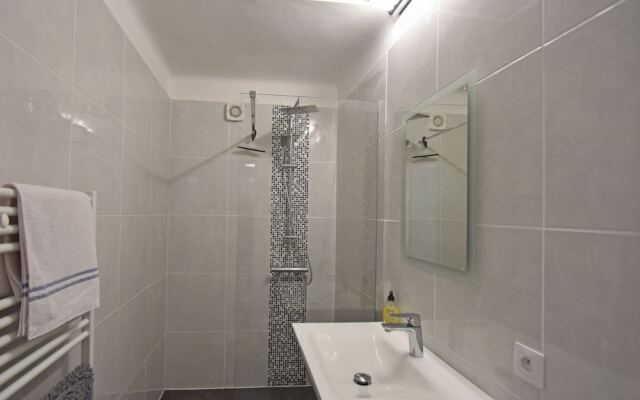 Quaint Holiday Home in Languedoc-roussillon With Garden