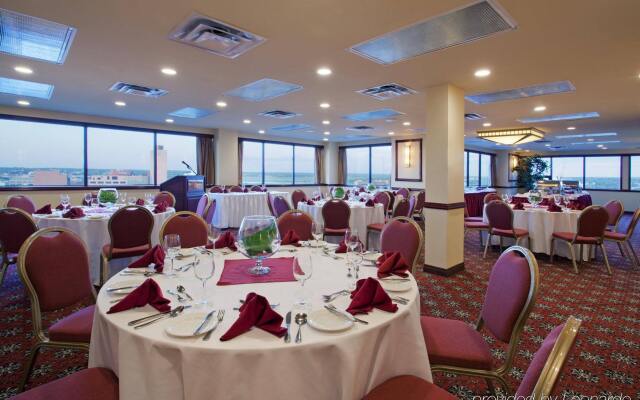 Crowne Plaza Moncton-Downtown by IHG