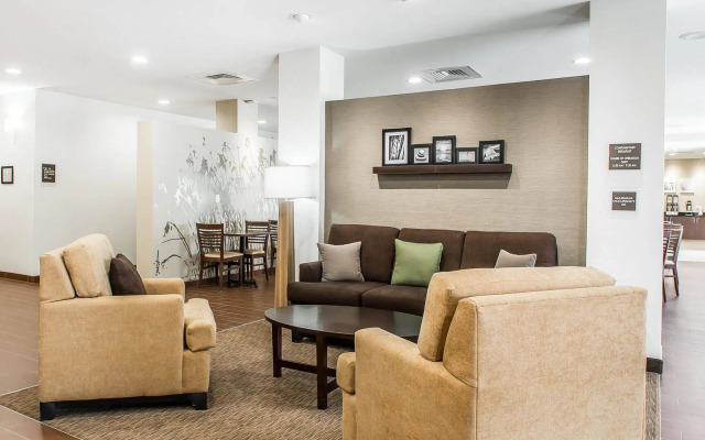 Sleep Inn & Suites
