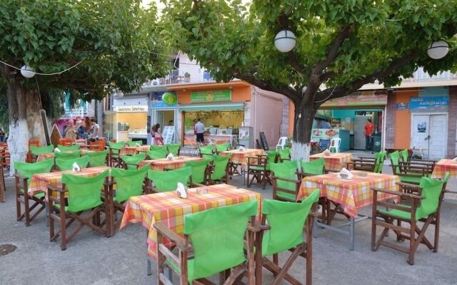 Hotel Kiani Akti